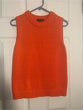 Ann Taylor Sleeveless Crewneck Sweater Tank in Bright Orange